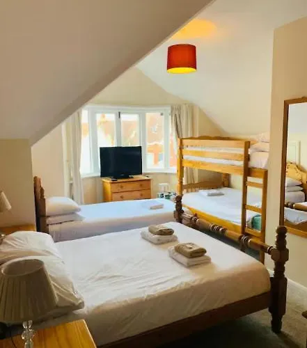 The Cobham Hotel