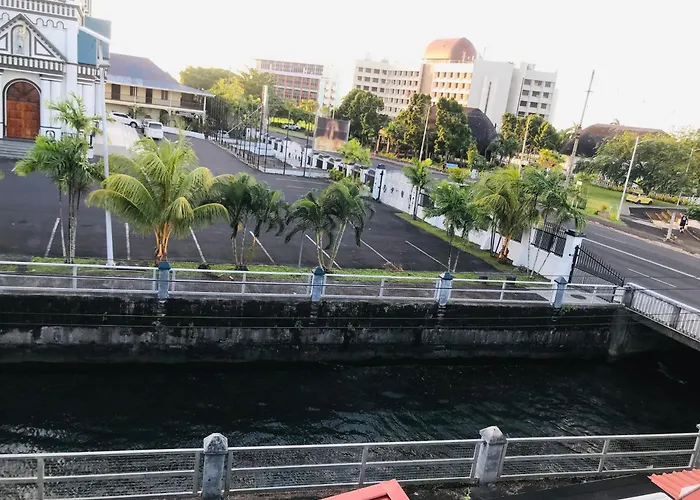 Tauese Seaview Hotel