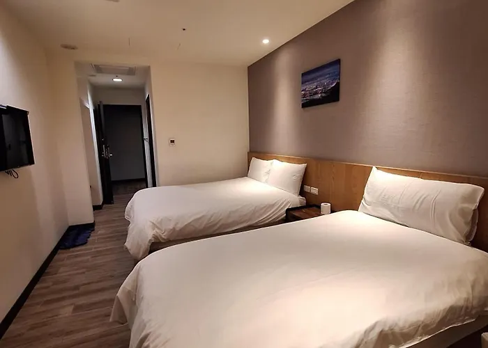 Honest&Warm Hotel