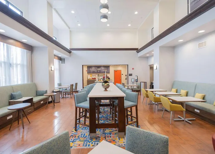 Hampton Inn & Suites By Hilton Seattle/Kent