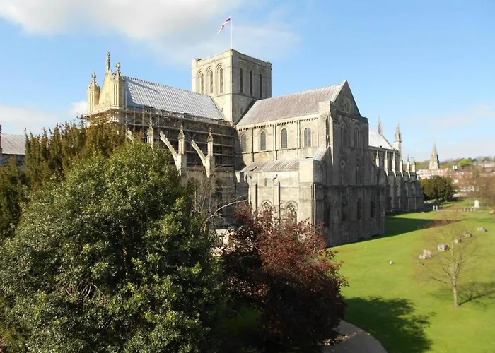 Winchester Cathedral View By Dancenter
