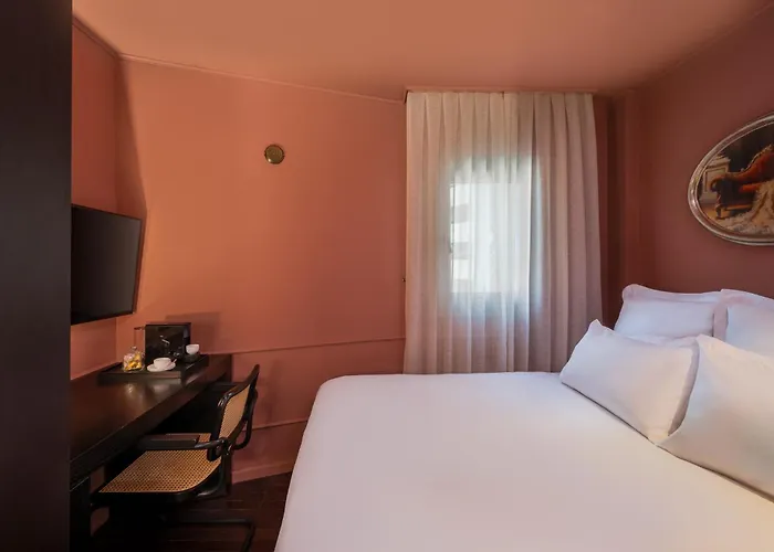 Casa Suzanna Hotel