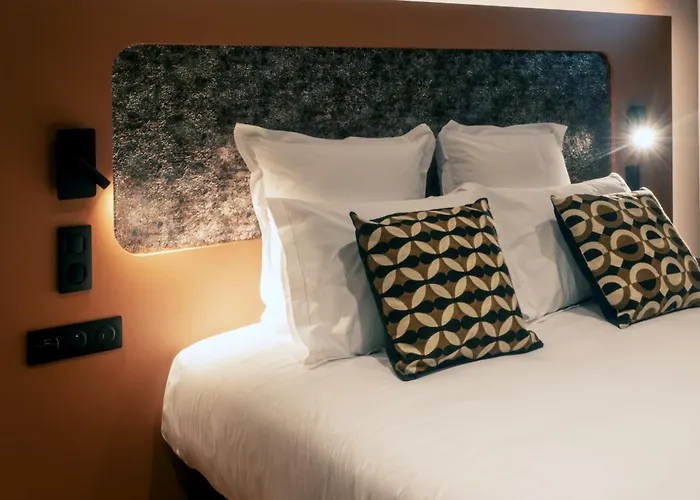 Logis Hôtel Jeanne&Jules Hôtel Spa et Restaurant