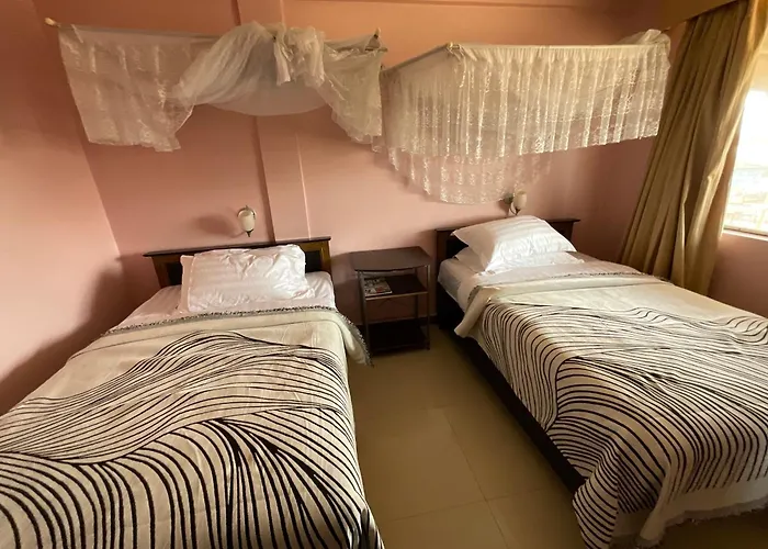 Palema Crown Hotel