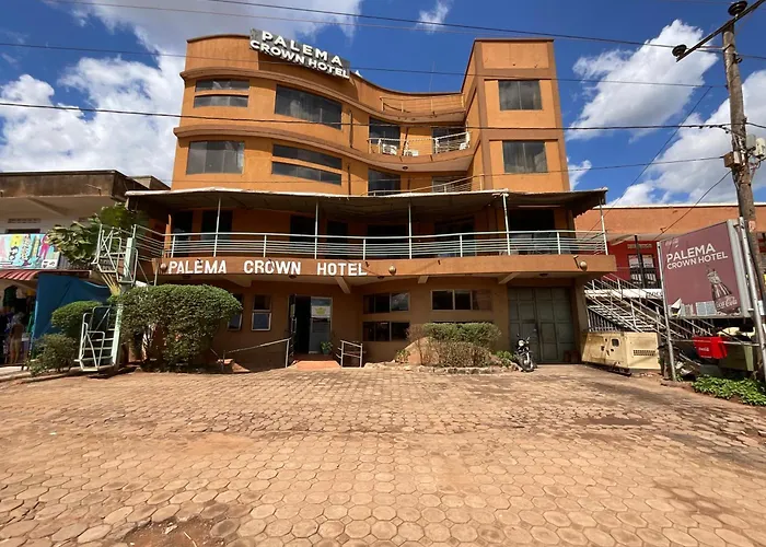 Palema Crown Hotel