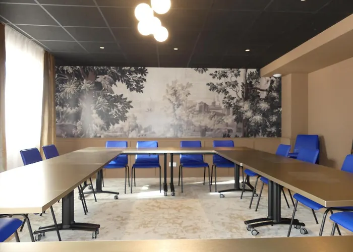 Brit Hotel Confort Alencon