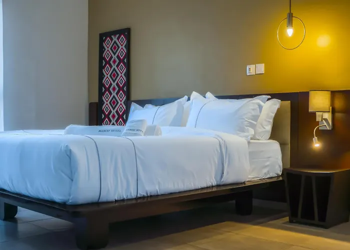 Manou Hotel