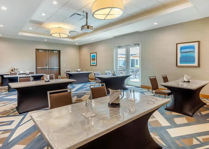Holiday Inn Express Bettendorf - Davenport Ne By Ihg