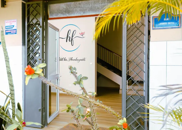 Hôtel les Flamboyants