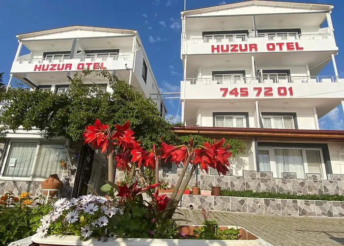 Huzur Hotel
