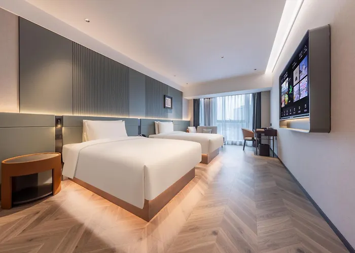 Atour S Hotel Shenzhen Luohu Shuibei深圳罗湖水贝亚朵s酒店