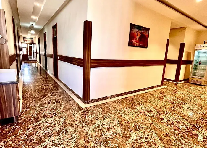 Hotel Woodcrest By Sidham Group !! Comfortable And Peaceful Stay !! Top Rated !! Preferred Hotel Chain