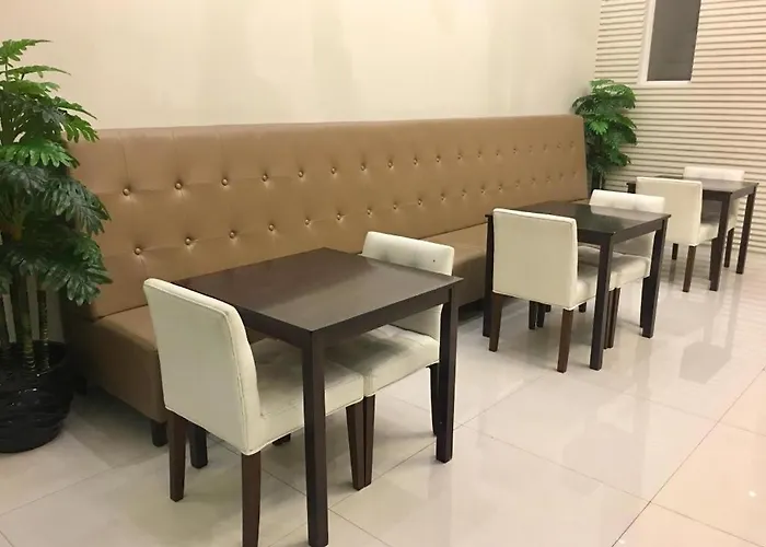 Manhattan Suites Inn