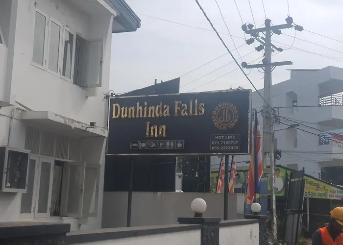Dunhinda Falls Inn