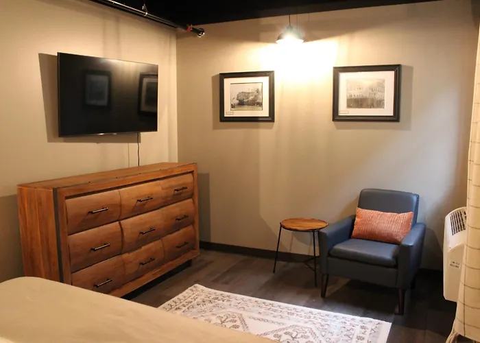 4Th Street Lofts