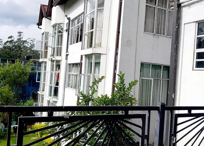 Drizzle Ridge Hotel