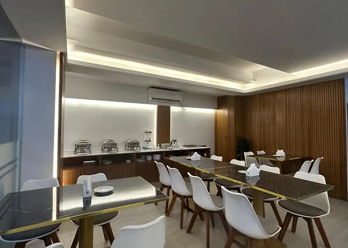 Royal Regent Suites Dhaka