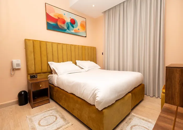 hotel saraya