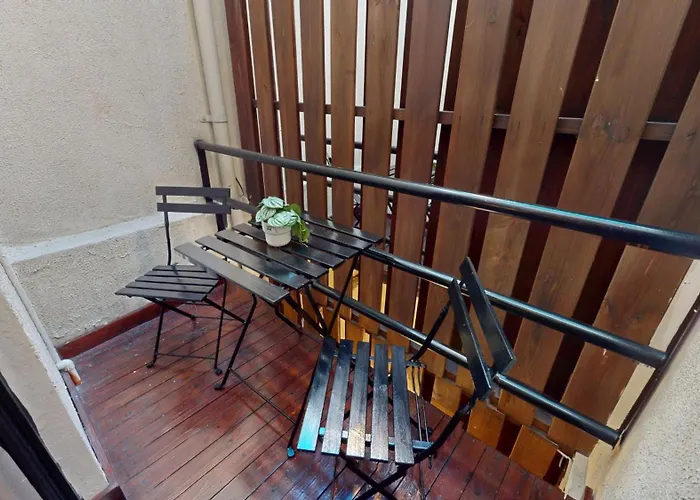 Hotel Tau Art Residence