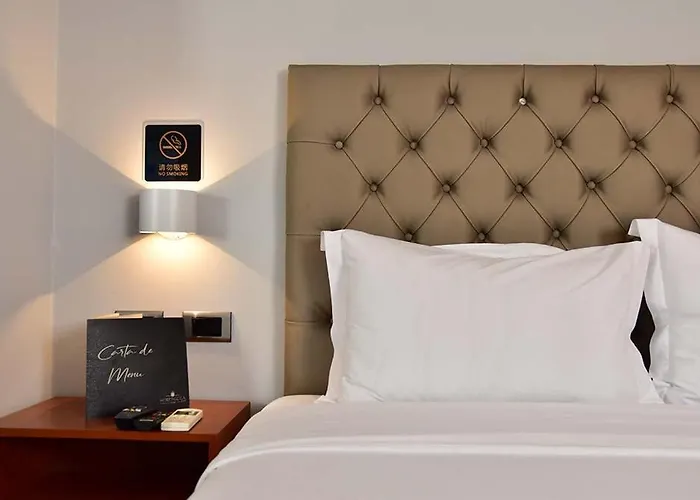 Serenzza Hotel