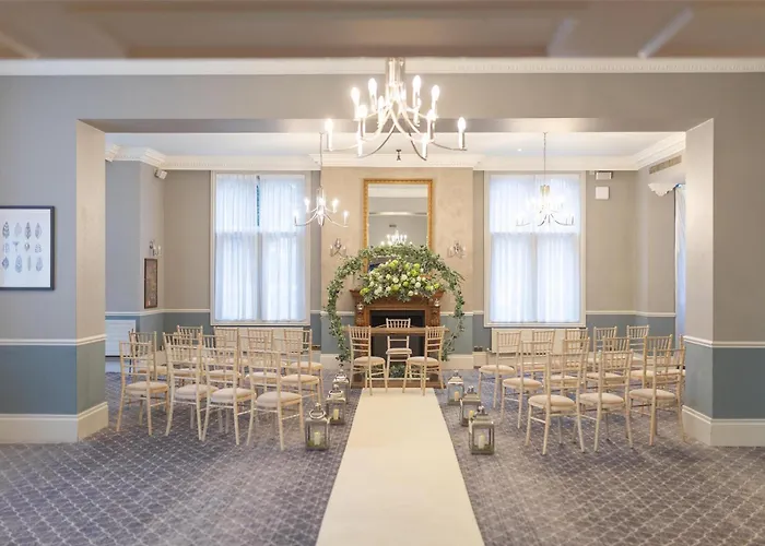 Doubletree By Hilton St. Anne'S Manor