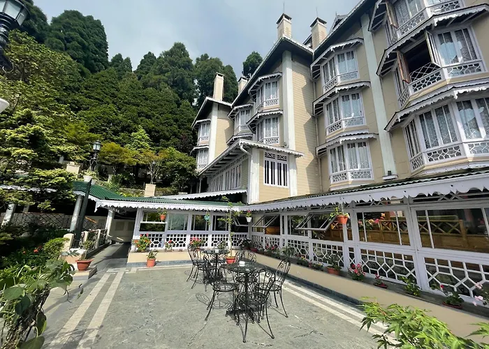 Cedar Inn