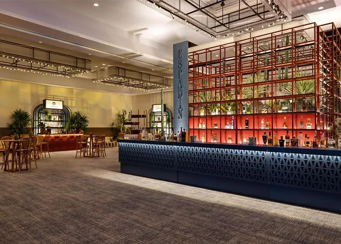Hotel Santiago, Curio Collection By Hilton