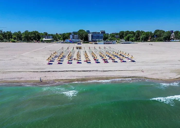 Complex Modern Mamaia Hotel