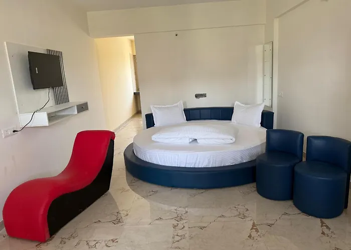 Hotel Wow Inn - Dhanori-Lohegaon Rd, Parande Nagar, Dhanori, Pune