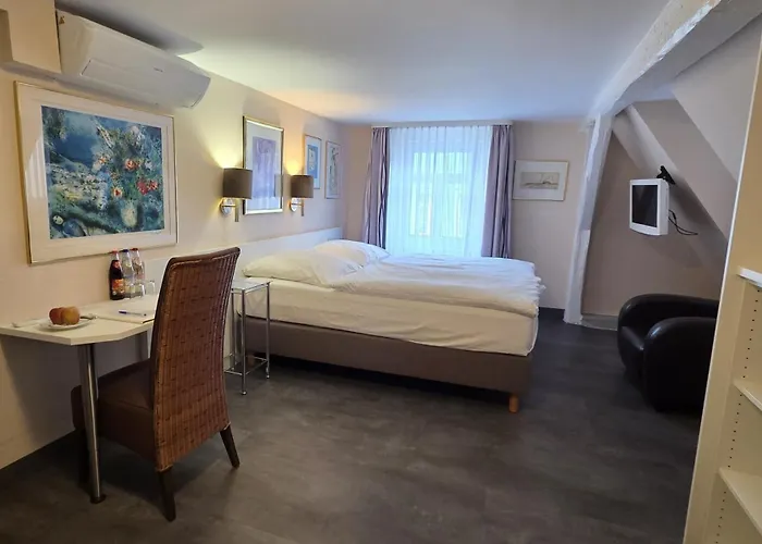 Hotel Garni "Am Ellinger Tor"