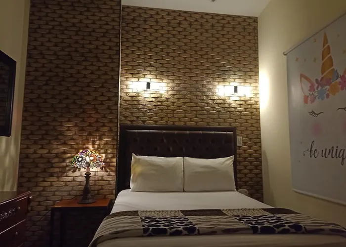 Hotel 50 Suites