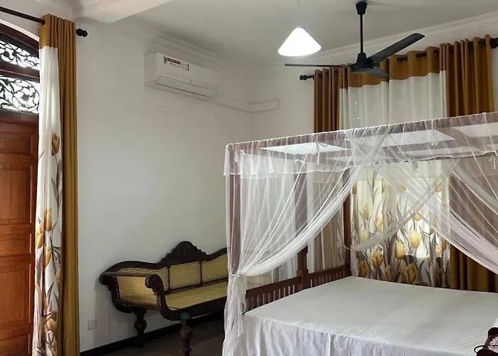 Swarnapaya Residence