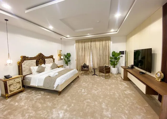 Urbanedge Hotel