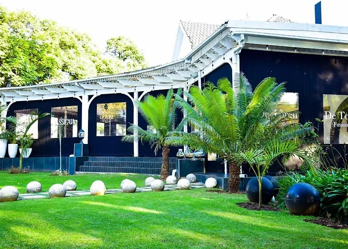 C'Est La Vie Boutique Hotel