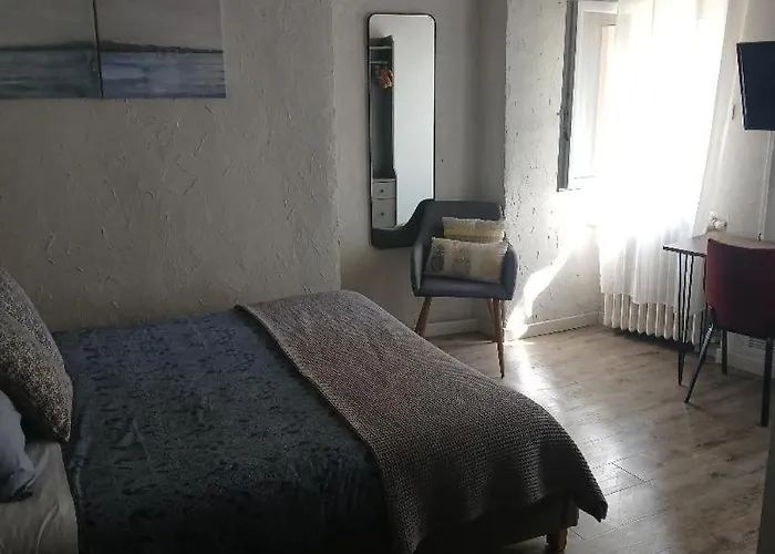 Hôtel Saint-Florent, à 2 pas du Théatre Antique d'Orange