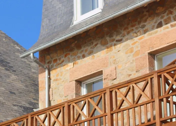 Logis Hôtel Saint Guirec Et De La Plage