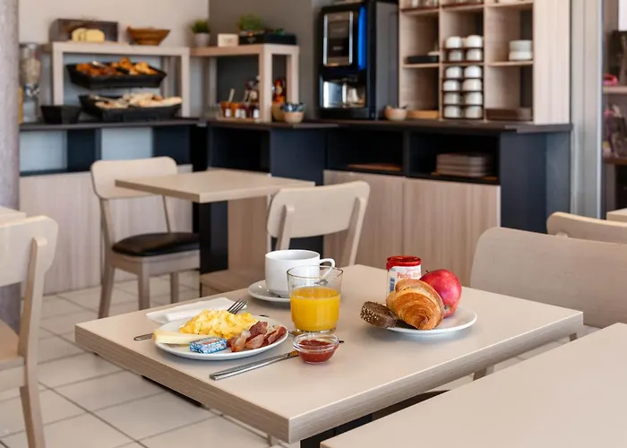 B&B HOTEL Sète Centre Gare
