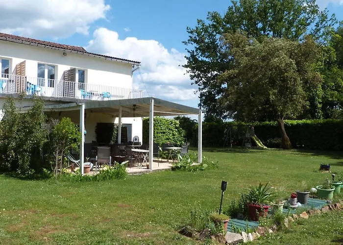 Logis Hôtel Restaurant La Borie