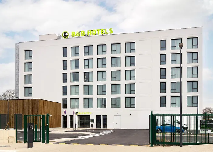 B&B Hotel Cergy Saint-Christophe Gare