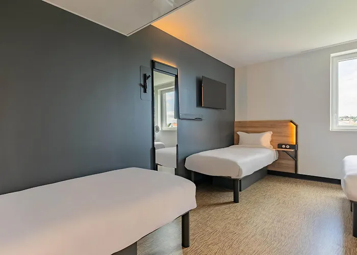 B&B HOTEL Mulhouse Bâle Aéroport