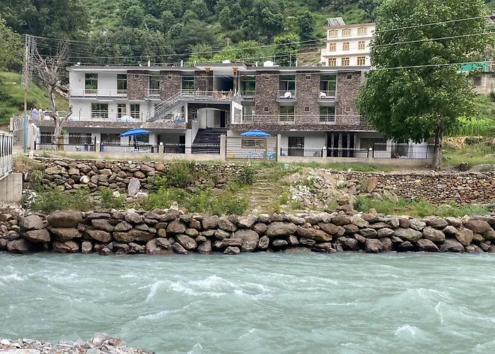 River Garden Hotel And Resort