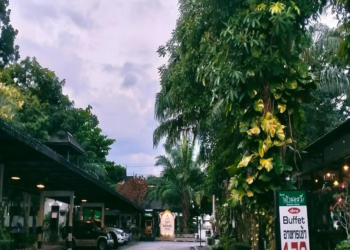 Baan Orawee Boutique Hotel