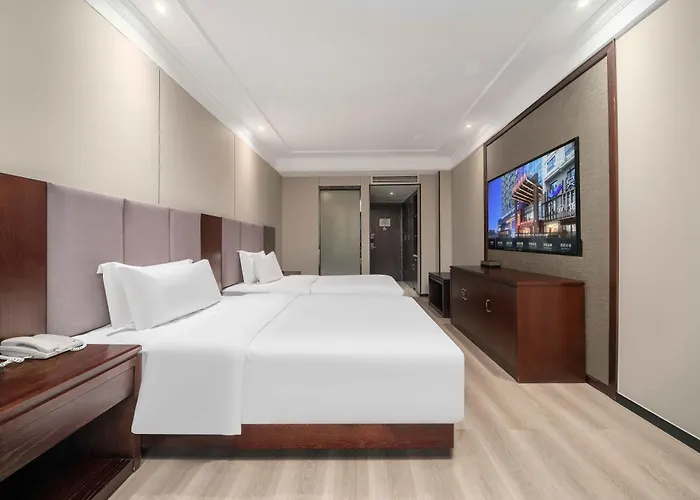 Huzhou Wealth Hotel