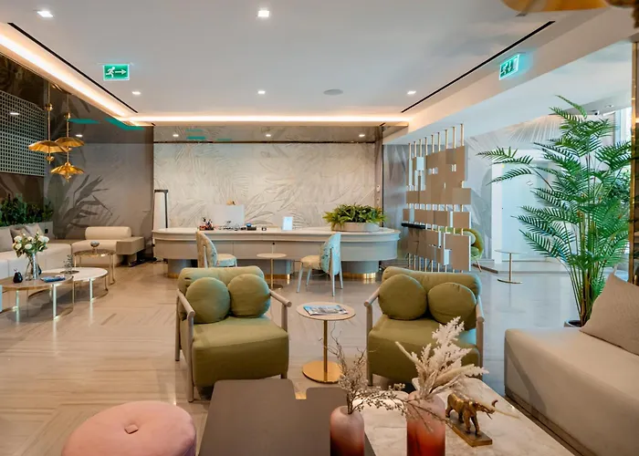 Belinda Hotel Mamaia Adults Only