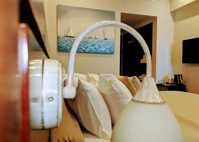 Lepanto Beach Hotel