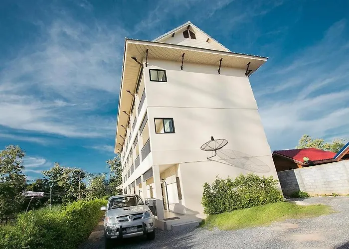 Saksuksmile Resort