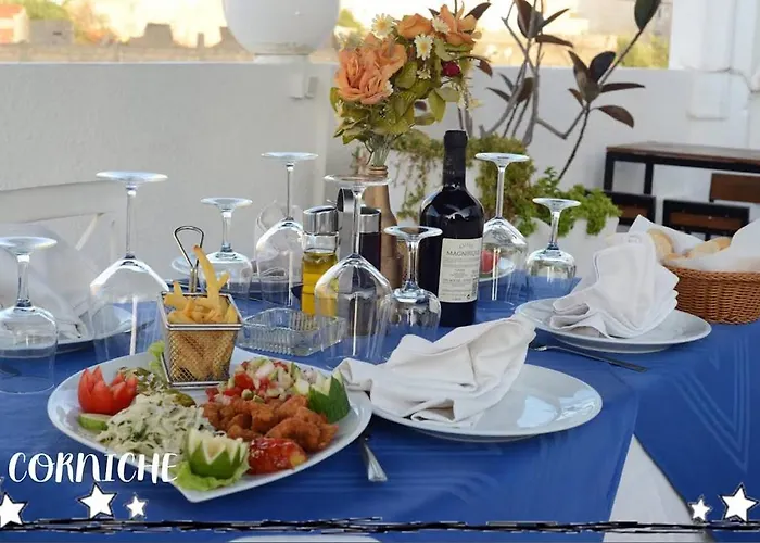 Corniche Hotel & Restaurant