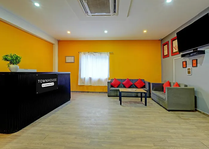 Super Townhouse Ramamurthy Nagar Formerly Navya International