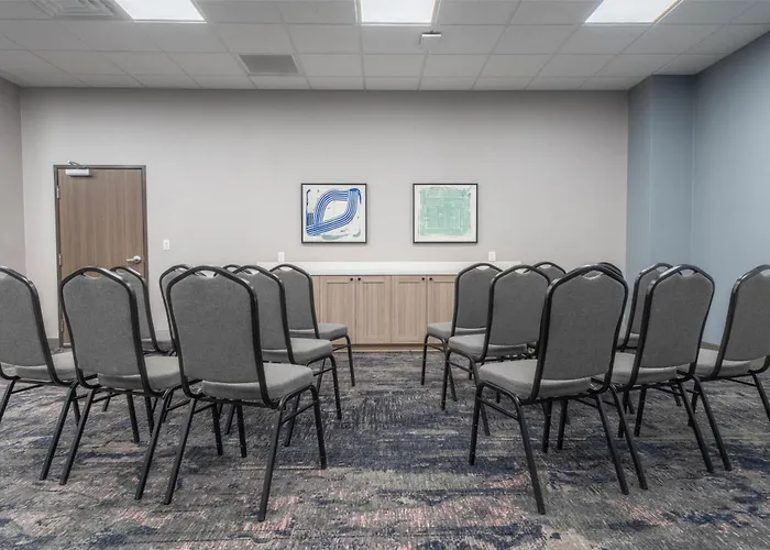 Hampton Inn By Hilton Santa Clarita-Valencia