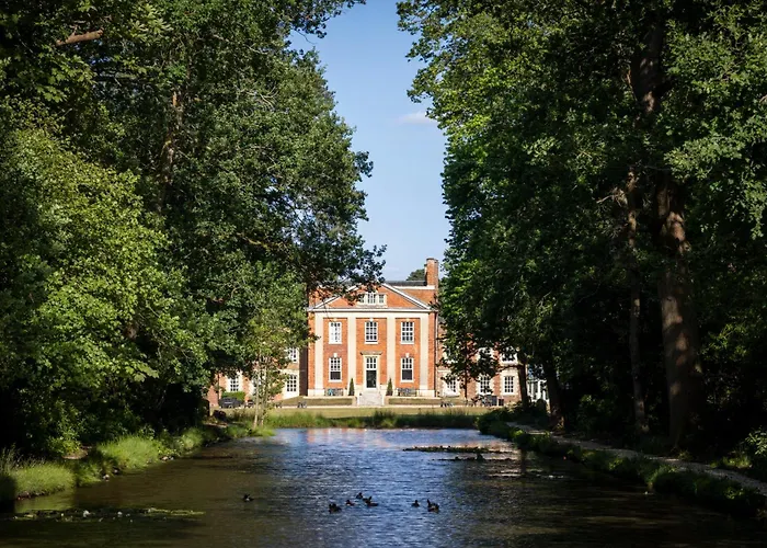 Warbrook House Heritage Hotel